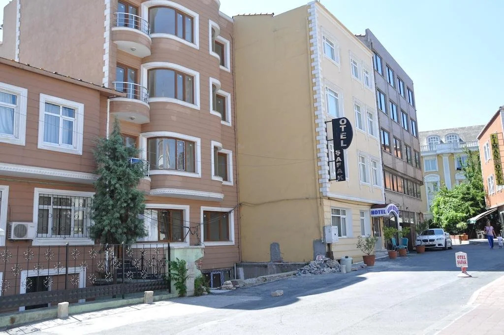 Safak Hotel