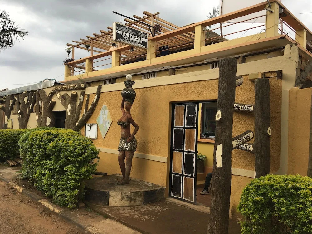 Casa Del Turista