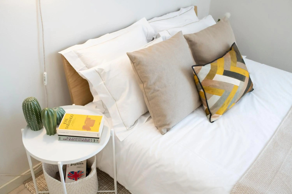 Art Home Apartments