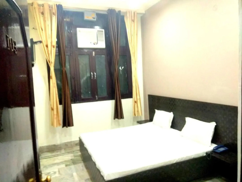 Hotel Ashirwad