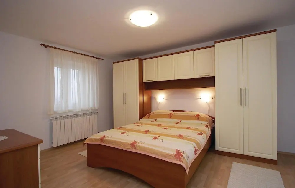 Holiday Home Hrboki Iii