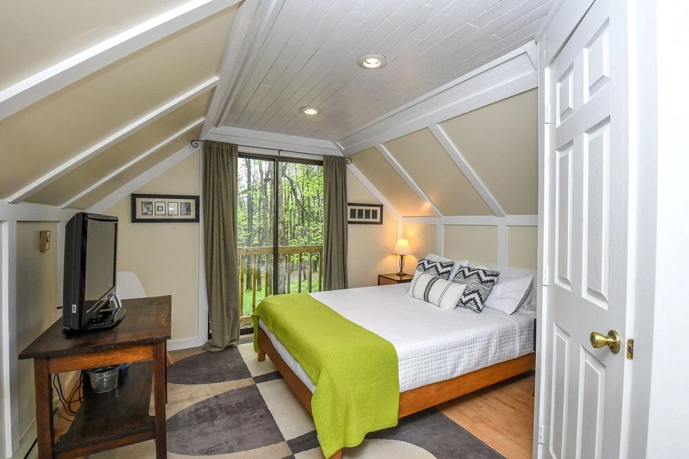 The Happy Cabin