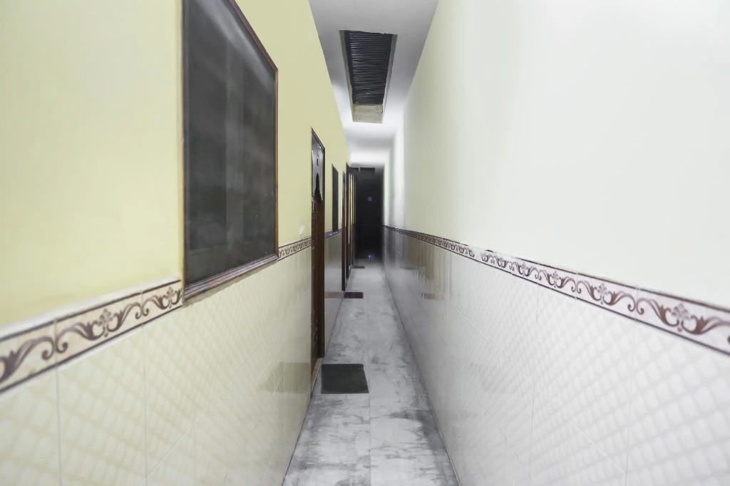 SPOT ON 65710 Raunak Guest House