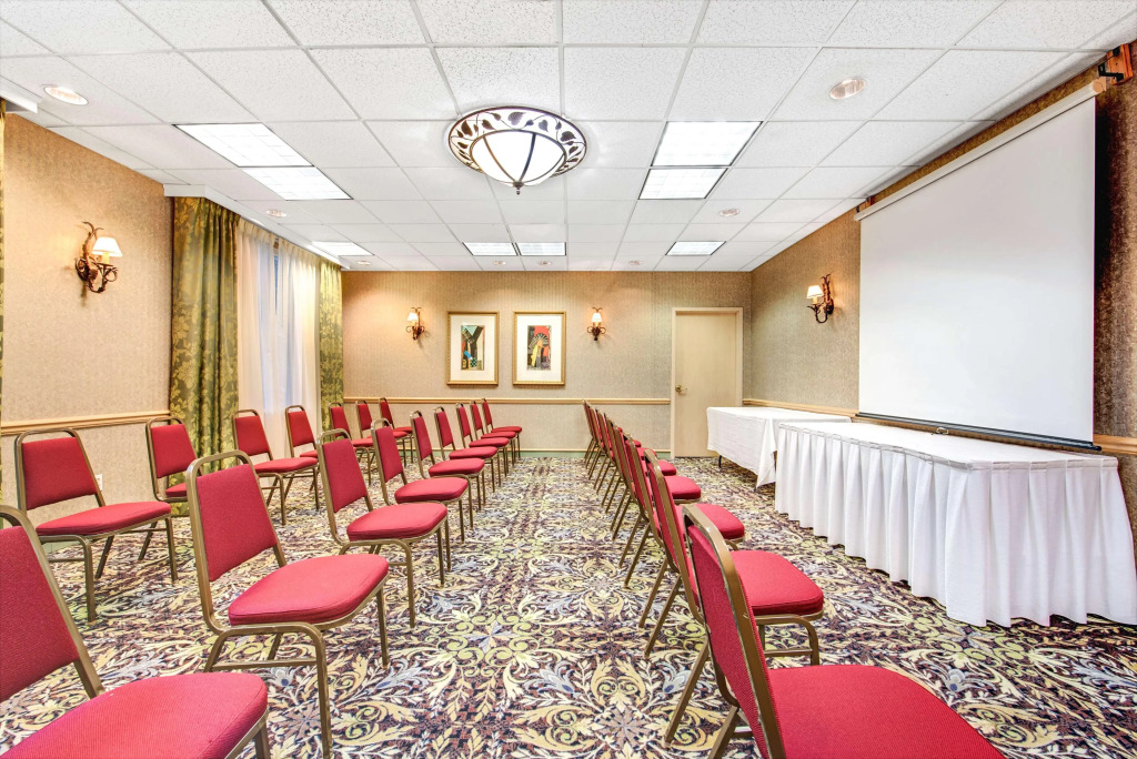 Hawthorn Suites By Wyndham Dallas Park Central