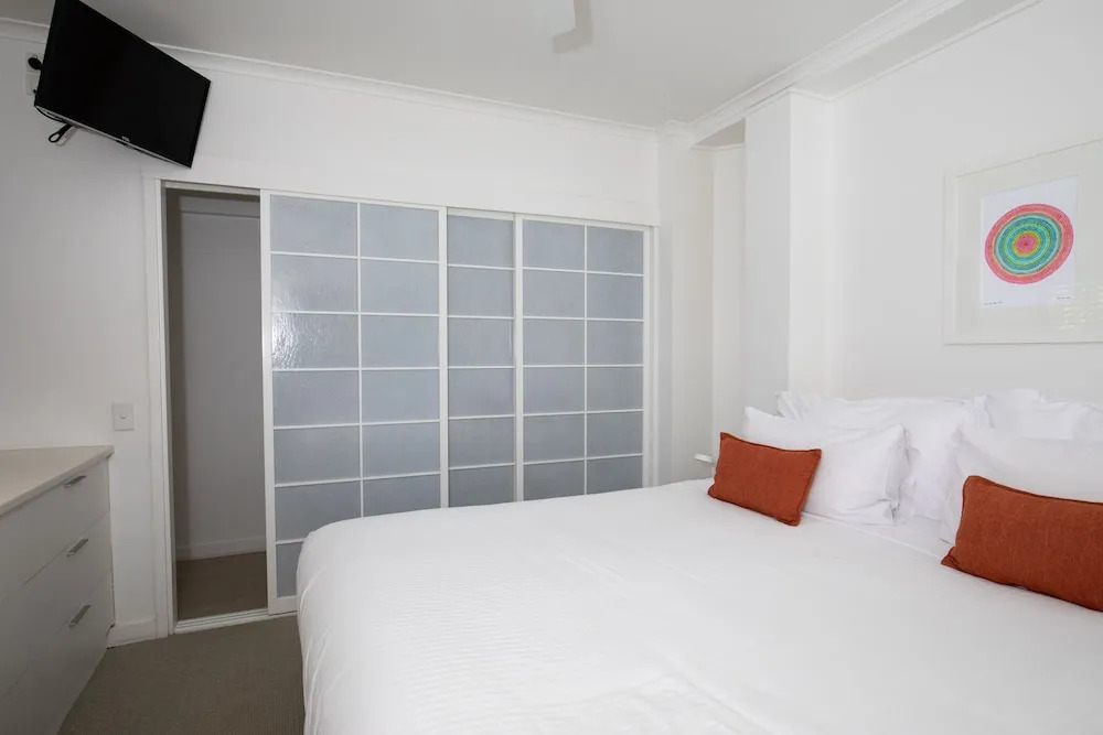 71 Hastings - Beachfront