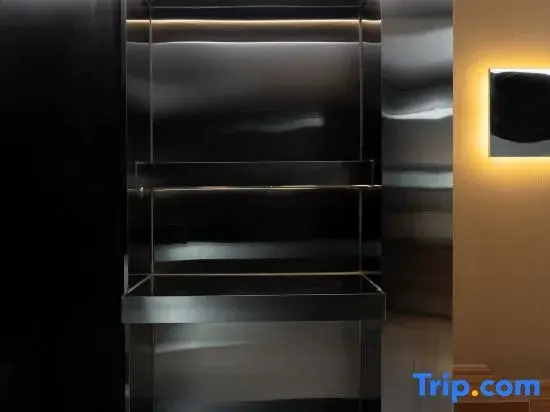 SFEEL Designer Hotel (Hankou Riverside, Jianghan Road Pedestrian Street, Wuhan)