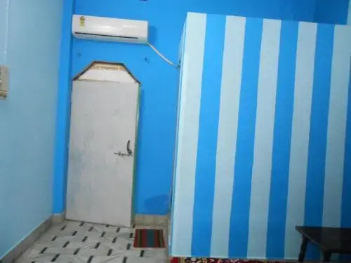 Elvis Guest House
