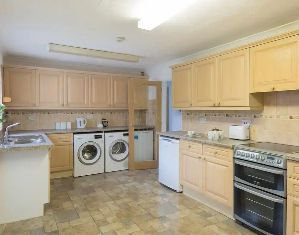 Greenaway, 4 Rockhaven Gardens