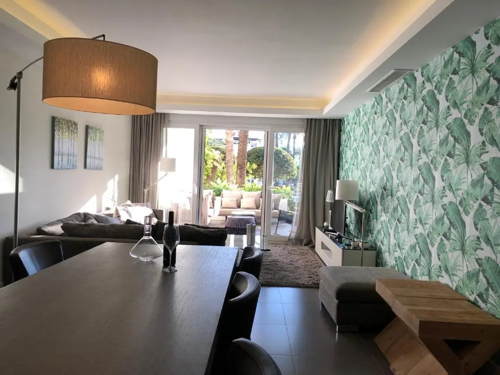 Alcazaba Beach Luxury Apartment02 Estepona