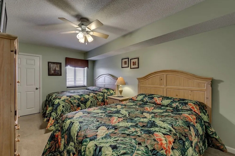 South Shore Villas - 505 by RedAwning
