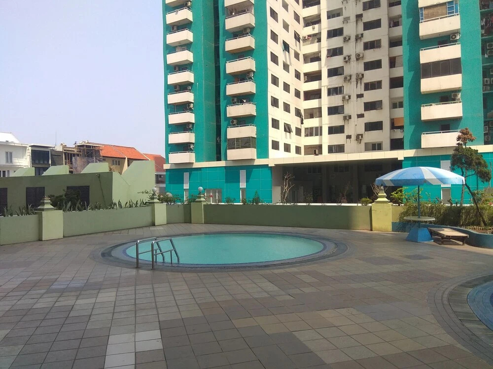 Big And Homey 3br Menara Rajawali Edelweis Apartment