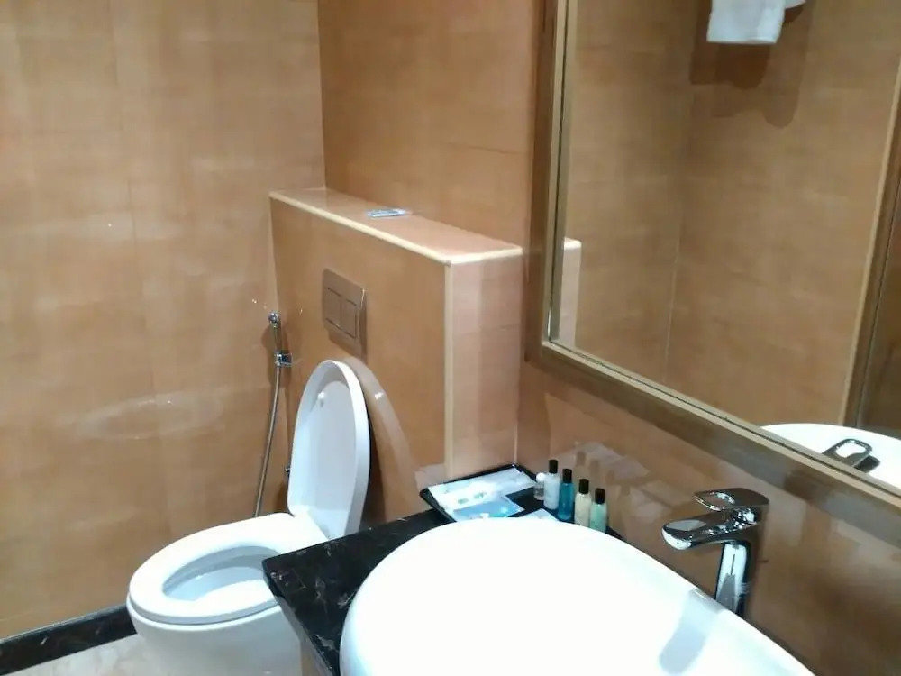 Hotel Benzz Park Vellore