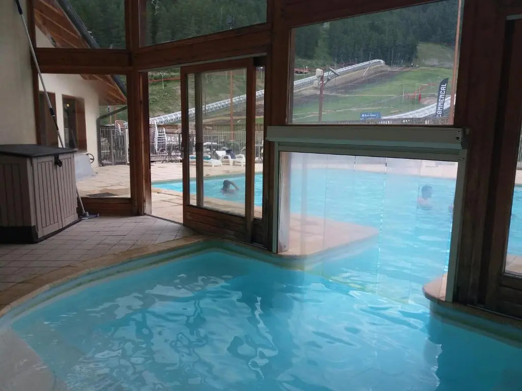 Chaleureux appartement au cœur des Orres 1800