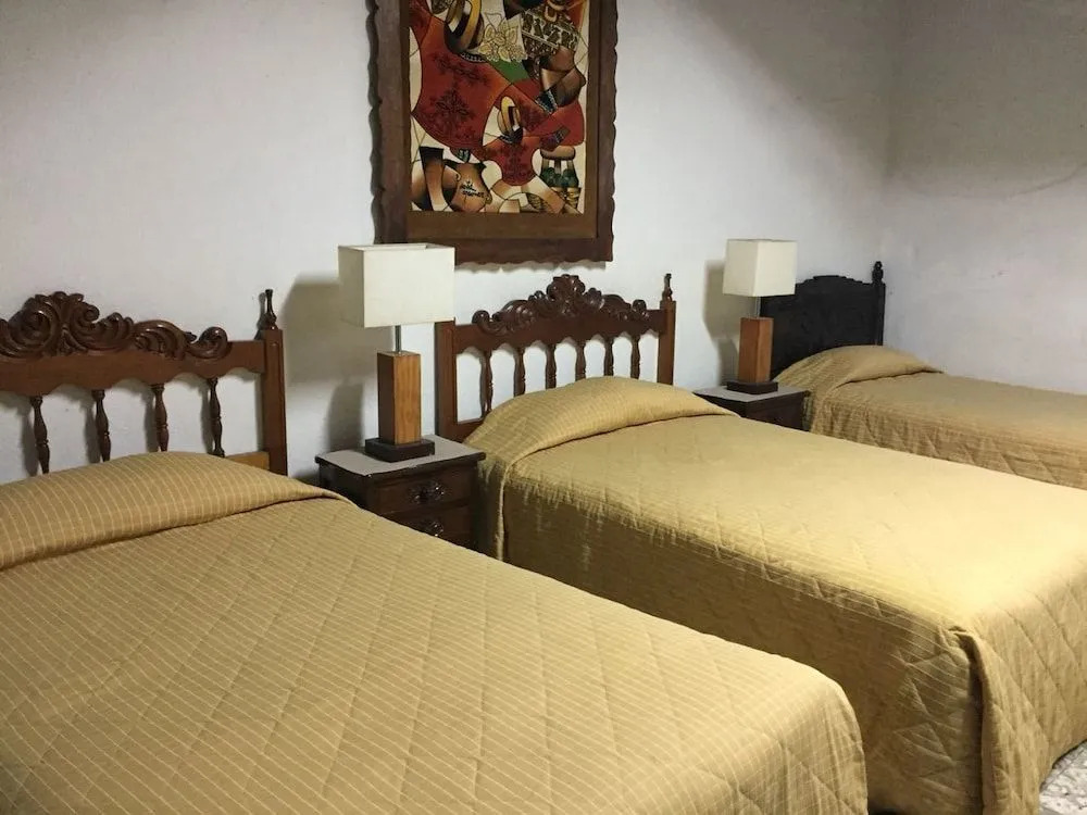 Hotel Santa Clara