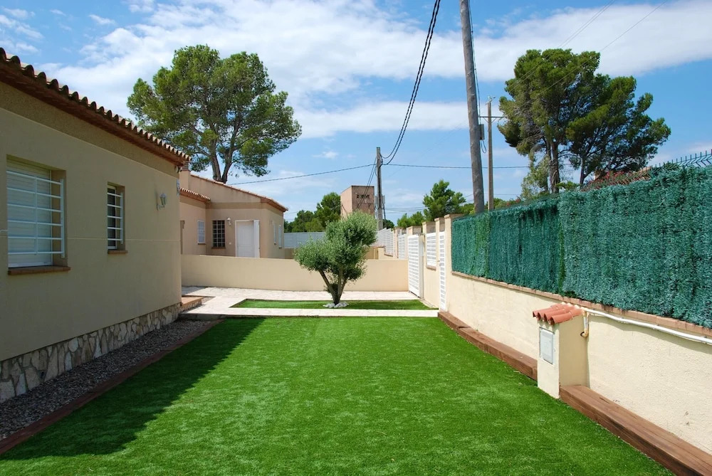 Comfortable House in Les Tres Cales with Private Pool