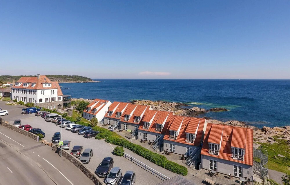 Beautiful Apartment in Allinge With 1 Bedrooms and Wifi