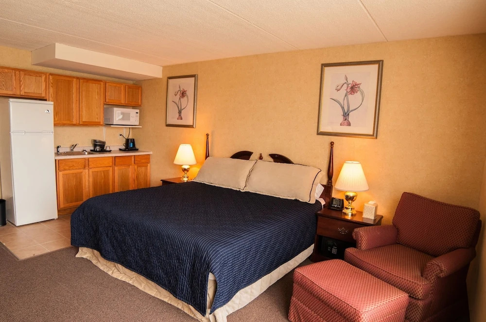 Red Roof Inn & Conference Center Chicago - Aurora Fox Valley