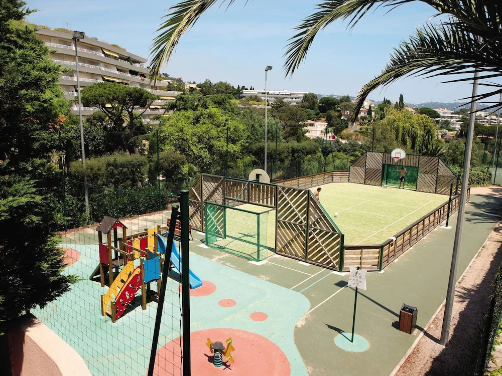 Studio Near the Boulevard in the Decadent City of Cannes