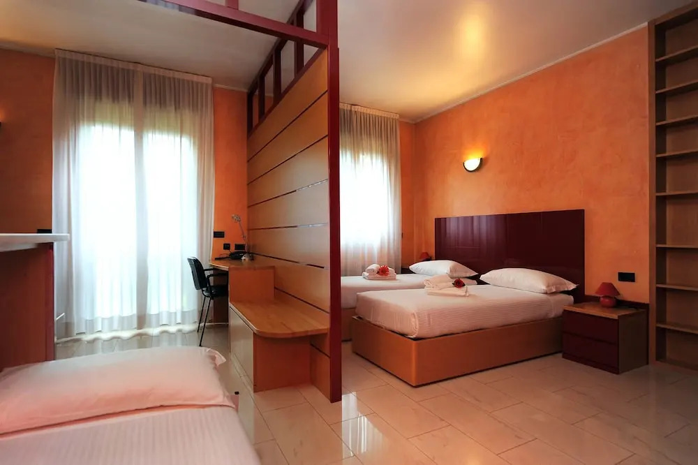 CP Residence Hotel