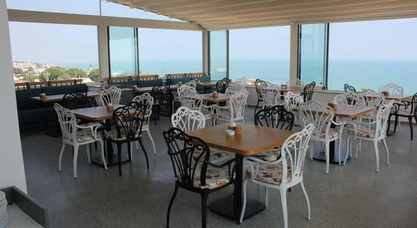 Port Marina Hotel