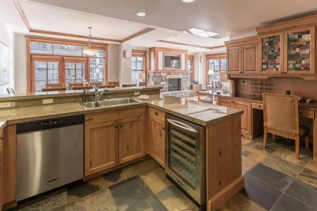 Luxury 4BD Village at Northstar Residence - Iron Horse South 412