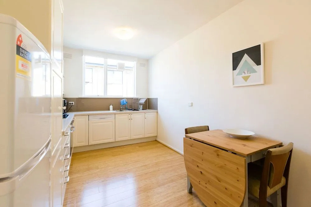 Rosie 2Bdr Stkilda Apartment