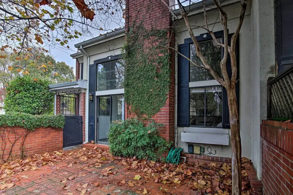Well-appointed Condo Across Street From UC Davis!