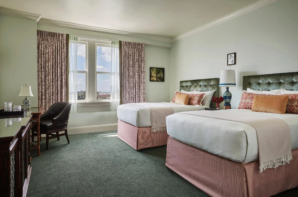 The Pontchartrain Hotel