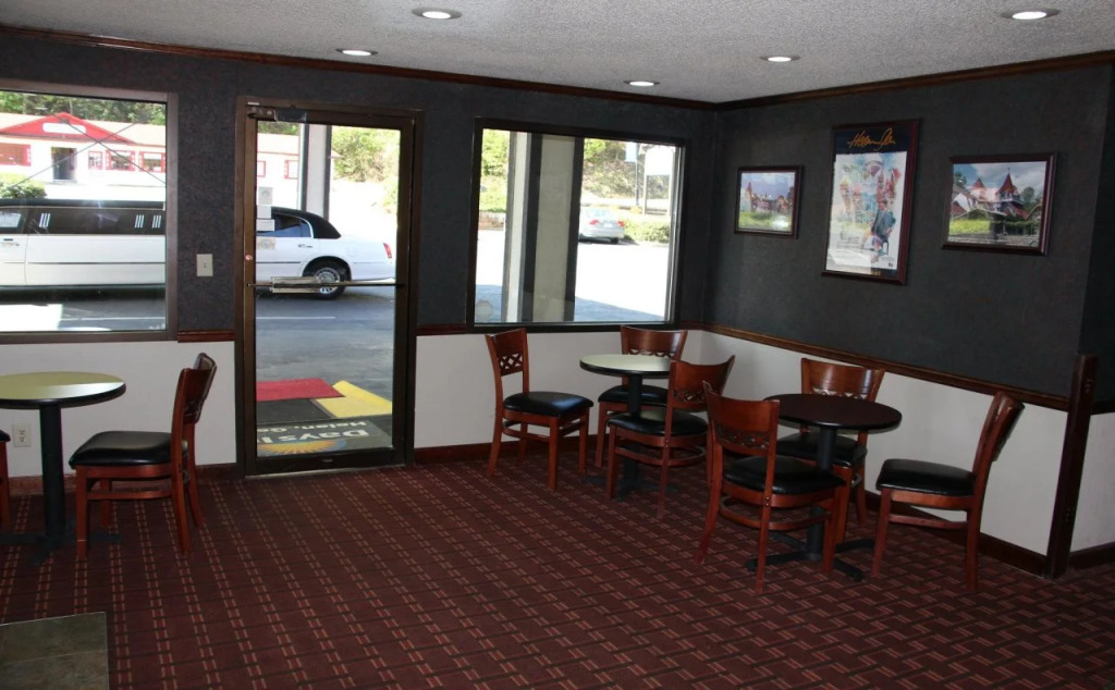 Econo Lodge Helen