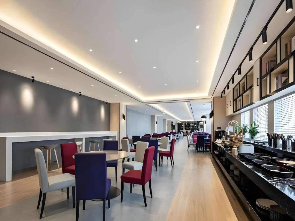 Campanile Hotel Wuhan Zhongnan Road Metro Station