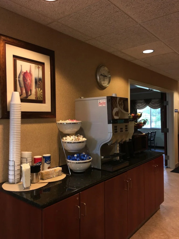 Microtel Indianapolis Airport