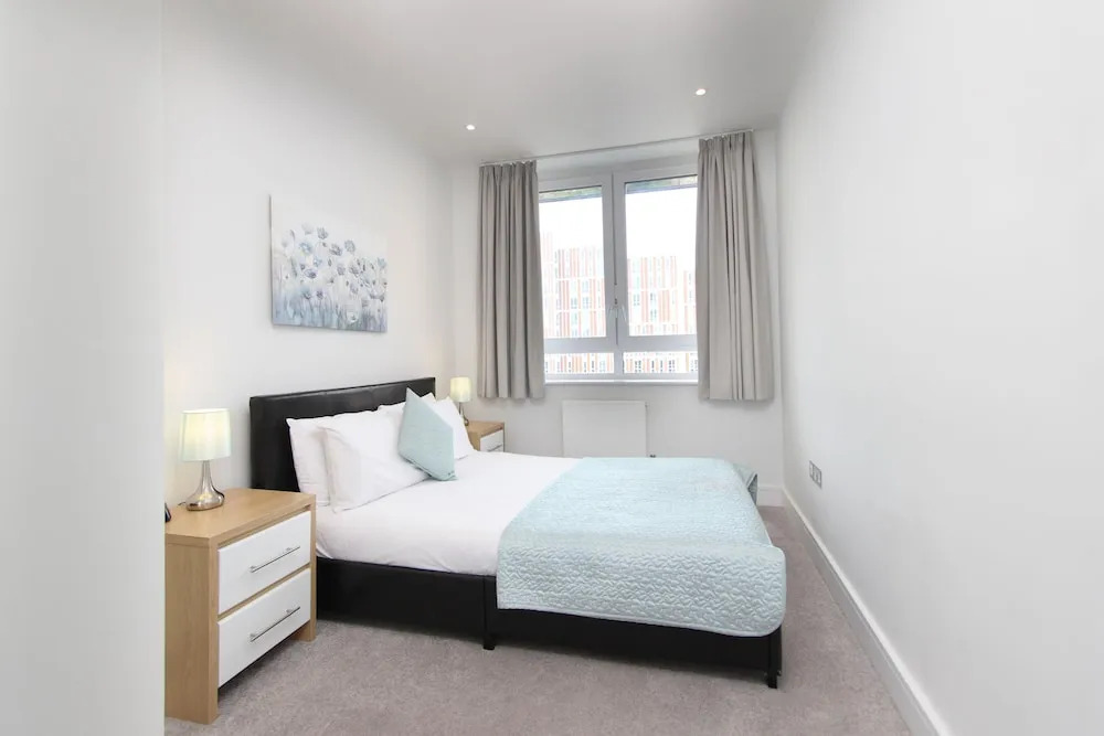 Ringside Apartments