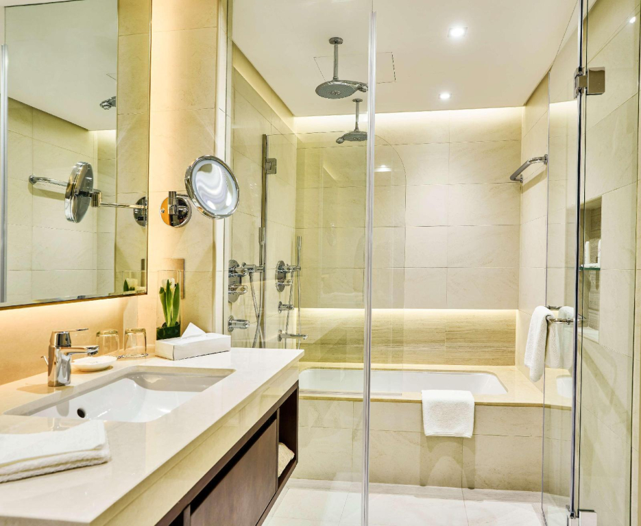 The Diplomat Radisson Blu Residence