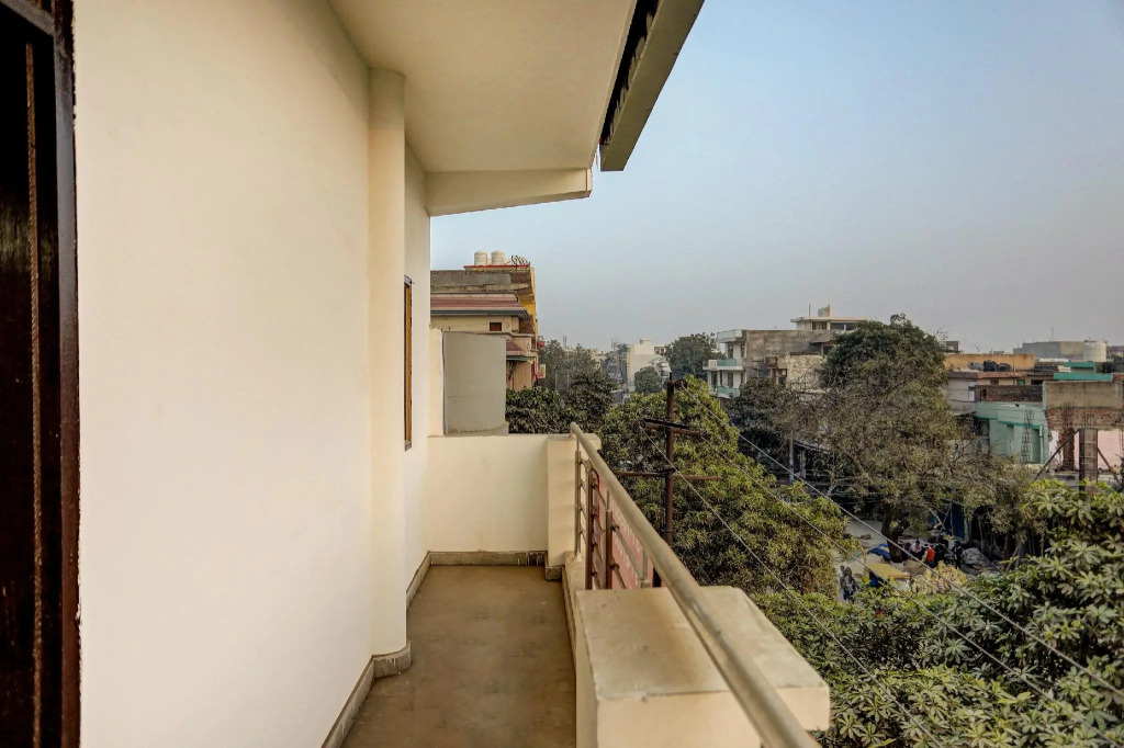 OYO 77317 Hotel Sunshine Cave