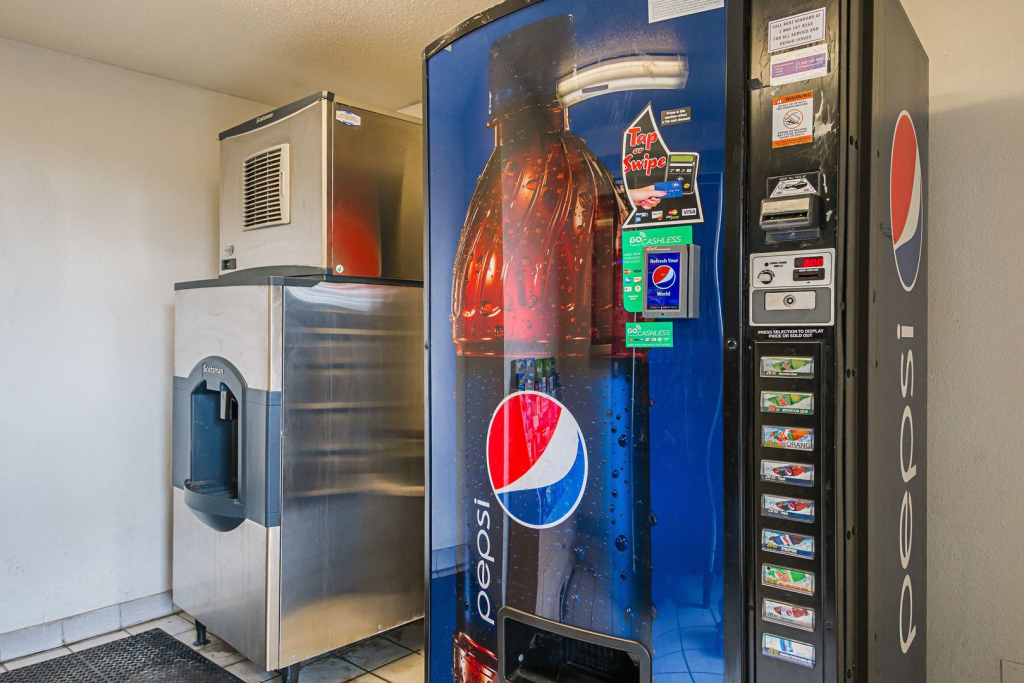 Motel 6-Knoxville, TN - North