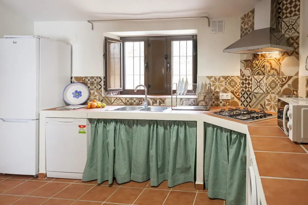 Villa San Nicolas Constantina Canovas