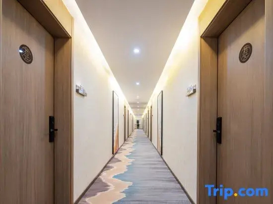 Jiangling Shiguang Hotel (Yidu Xunlong Water Street Branch)