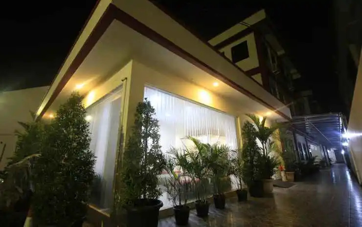 Dermaga Keluarga Sonosewu