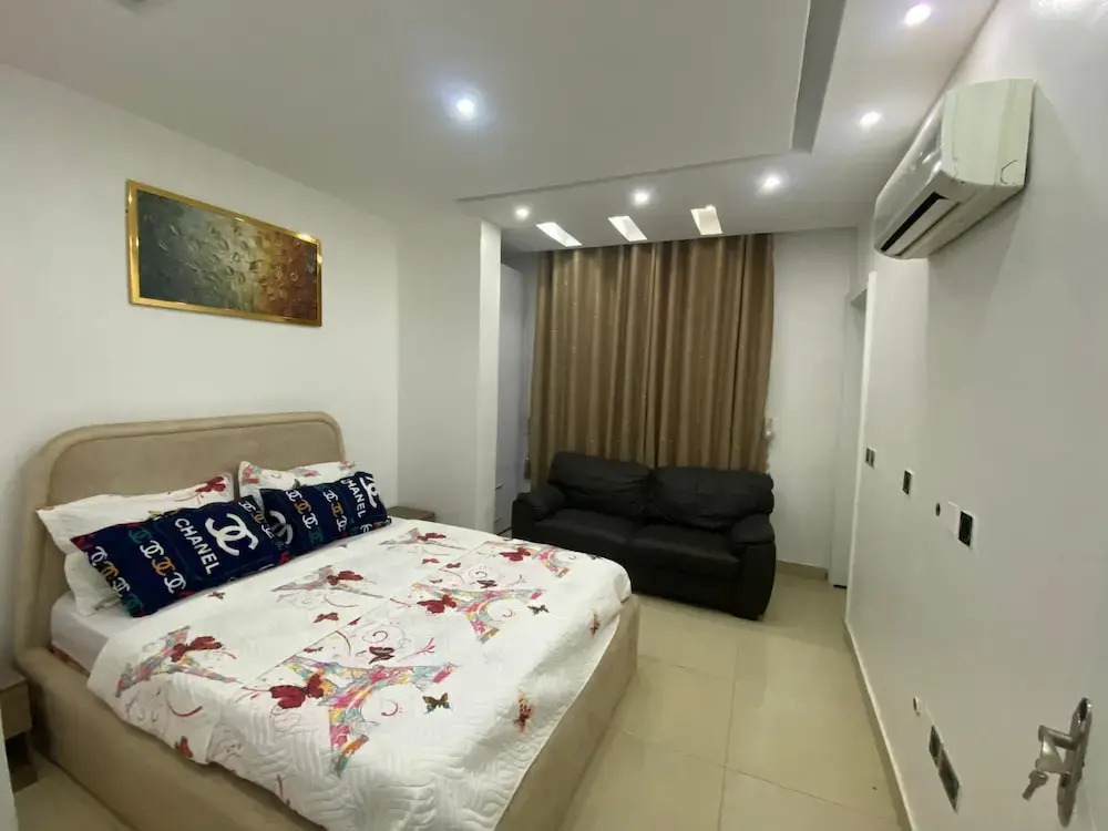 Furnised 3 Bedroom Apartment Oniru, Lagos