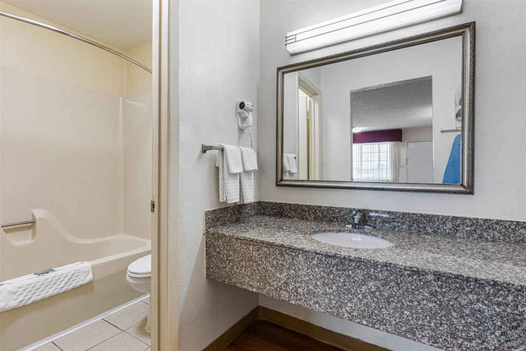 Best Western Palestine Inn