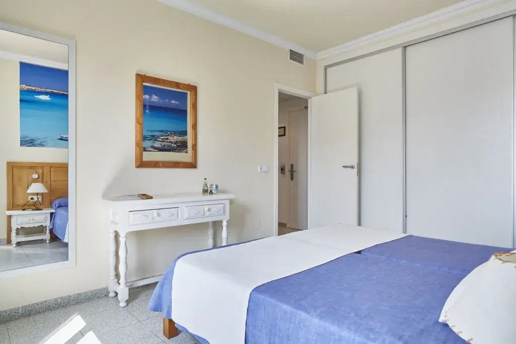 Invisa Aparthotel Casa Luis