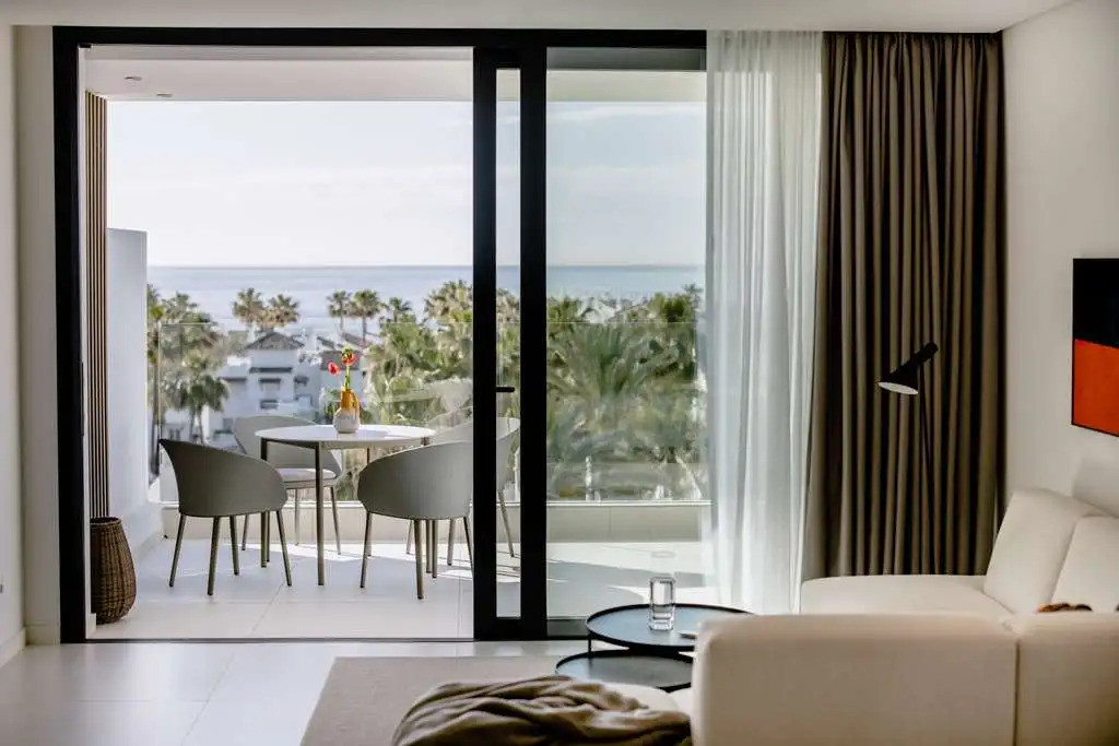 THE FLAG HOTEL Marbella, Estepona Adult Recommended