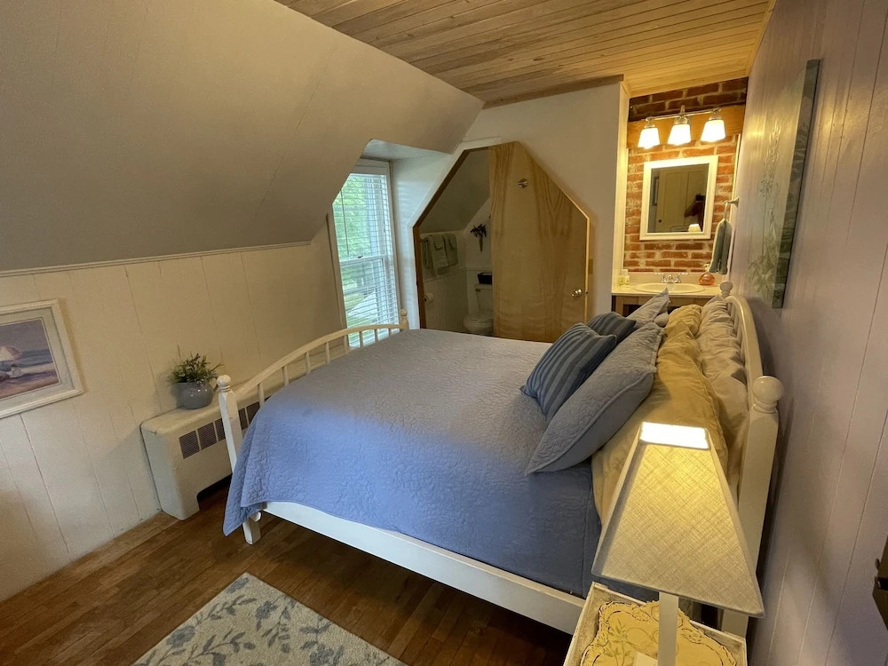 The Cottonwood Inn B&B