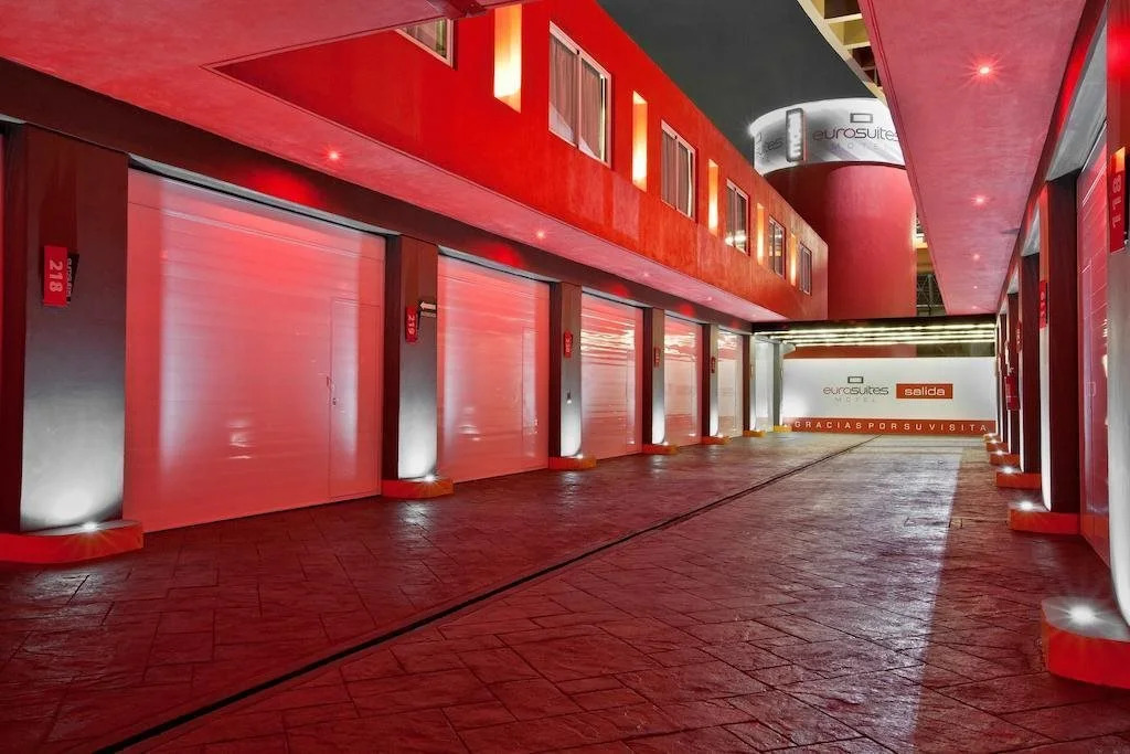 Eurosuites Oceania - Adults Only