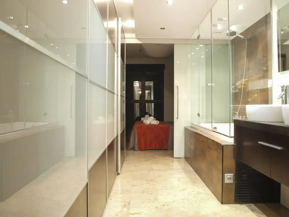 ApartUP Aquarium City