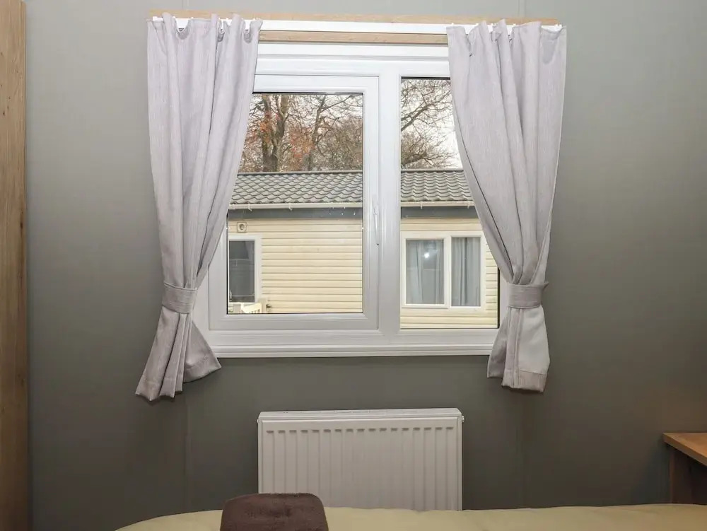 5 Manor Park