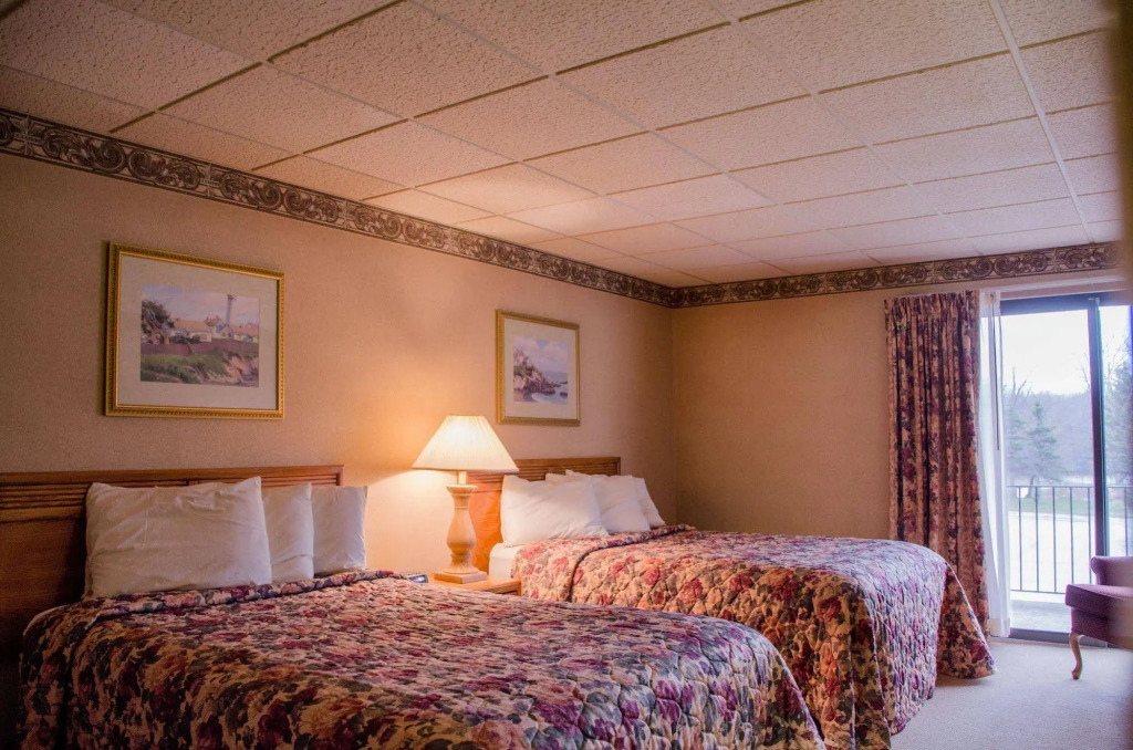 Mountain Laurel Resort