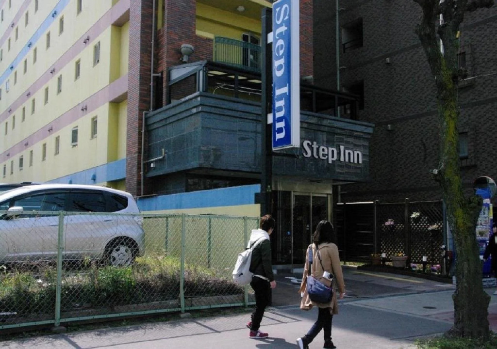 Step Inn Shin-Osaka Higashiguchi