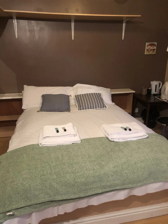 The Salford Arms Hotel - Adults Only