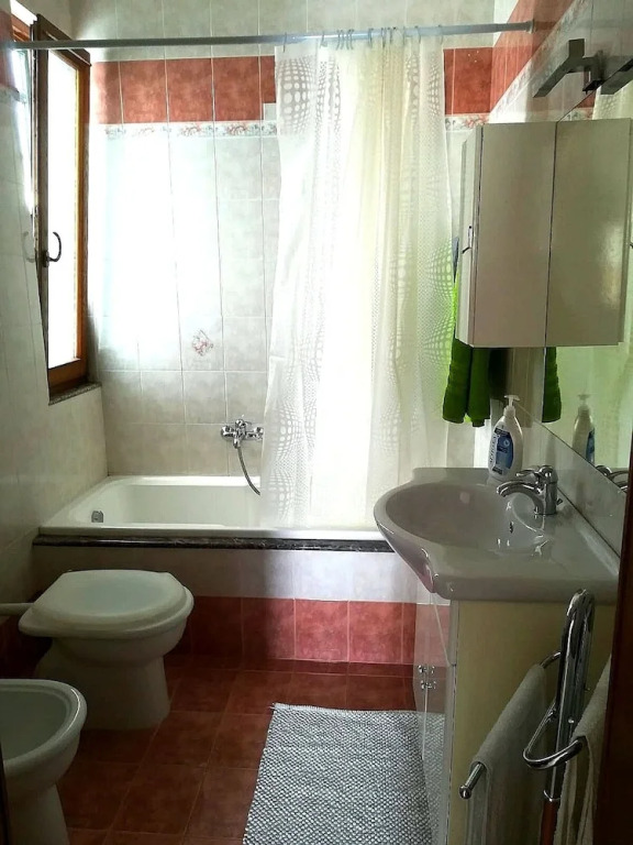 Bright apartment a few km from the sea